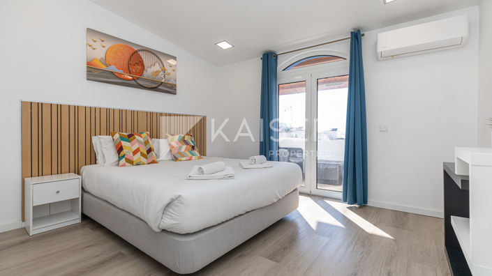 Image No.4-4 Bed Townhouse for sale