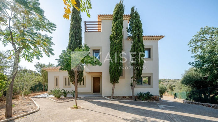 Image No.2-5 Bed Villa for sale