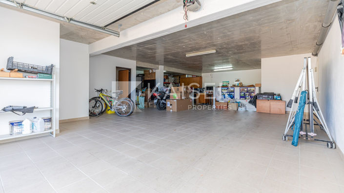 Image No.34-5 Bed Villa for sale