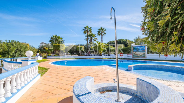 Image No.6-2 Bed Townhouse for sale