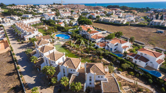 Image No.7-2 Bed Townhouse for sale