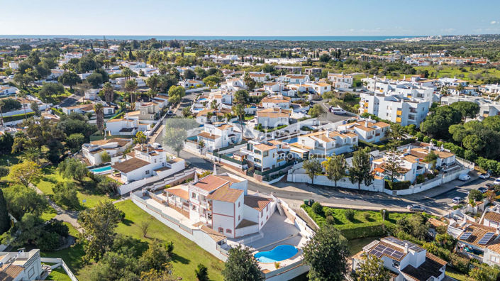 Image No.28-5 Bed Villa for sale