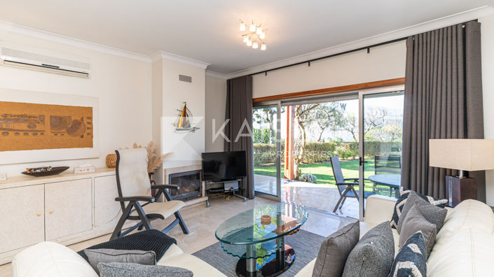 Image No.10-2 Bed Townhouse for sale