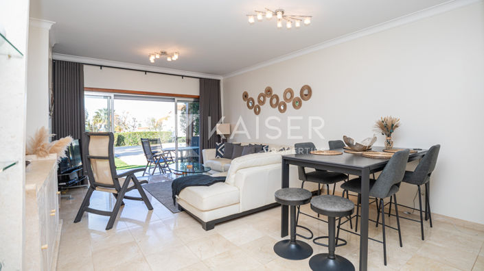 Image No.11-2 Bed Townhouse for sale