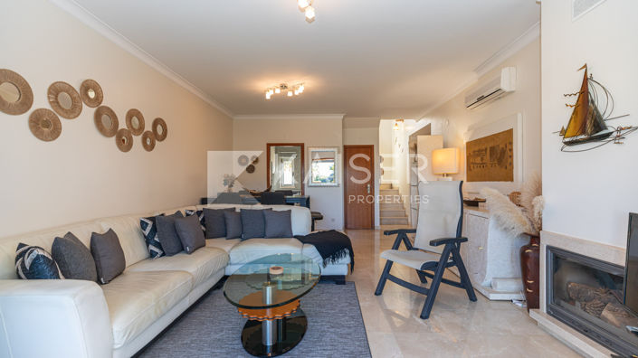 Image No.12-2 Bed Townhouse for sale