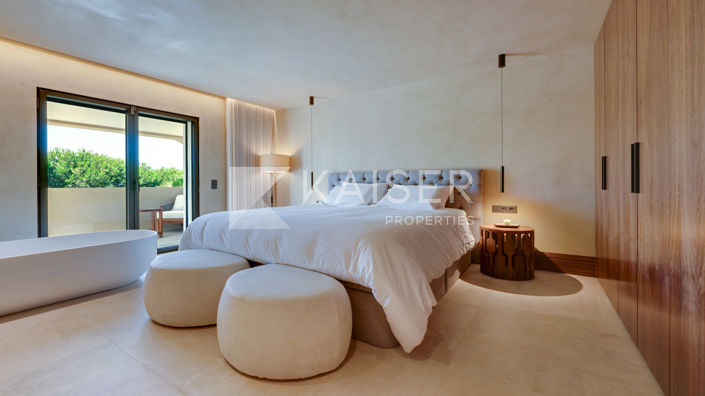 Image No.17-5 Bed Villa for sale