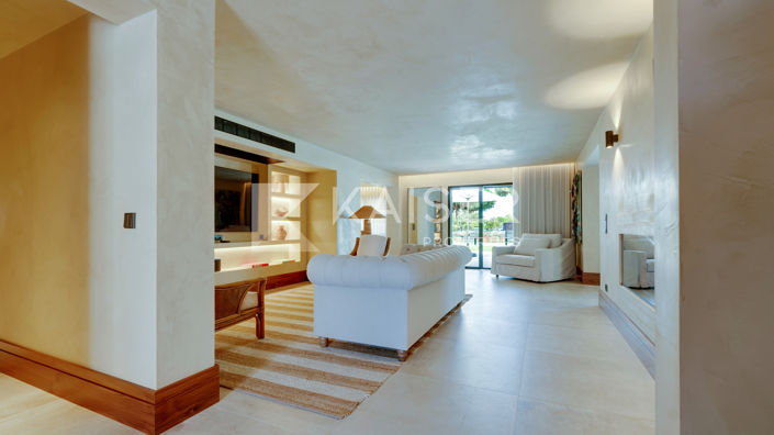 Image No.4-5 Bed Villa for sale