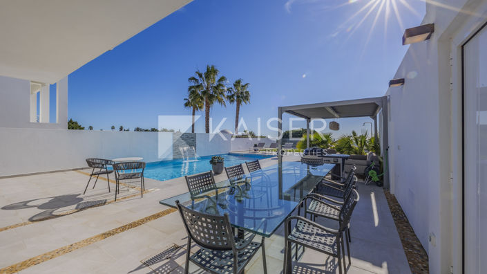 Image No.11-5 Bed Villa for sale