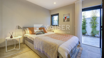 K. D0293 Rolo Rabbit Hole bed2a_ED.jpg