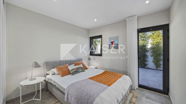 Image No.25-5 Bed Villa for sale