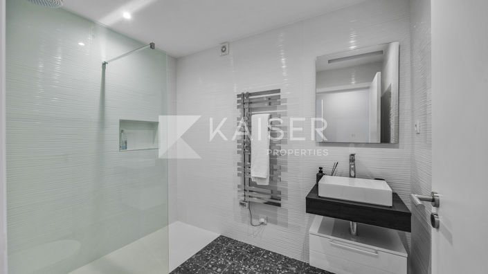 Image No.27-5 Bed Villa for sale