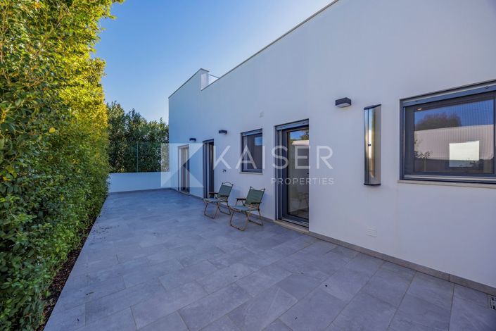 Image No.29-5 Bed Villa for sale