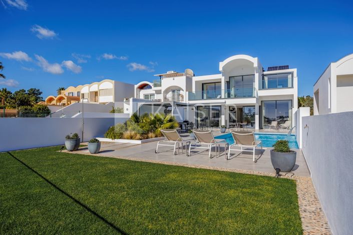 Image No.41-5 Bed Villa for sale