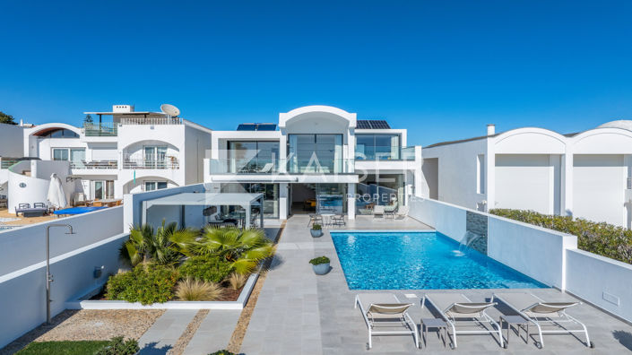 Image No.9-5 Bed Villa for sale