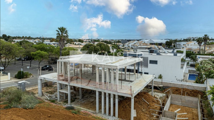 Image No.29-4 Bed Villa for sale