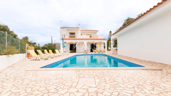 Image No.19-3 Bed Villa for sale