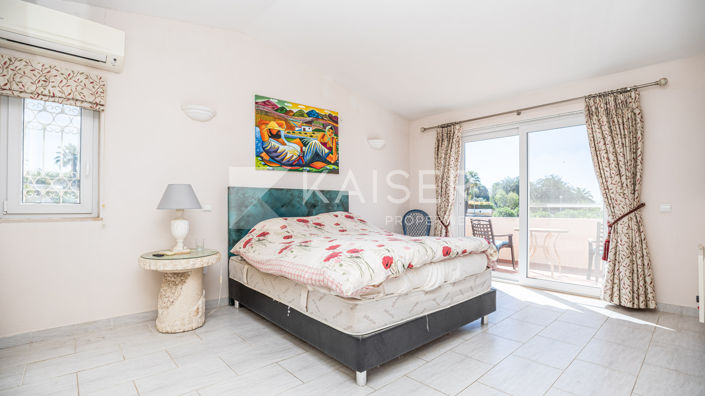 Image No.12-4 Bed Villa for sale