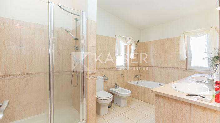 Image No.16-4 Bed Villa for sale