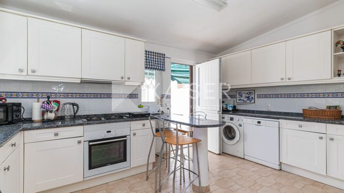 Image No.9-4 Bed Villa for sale