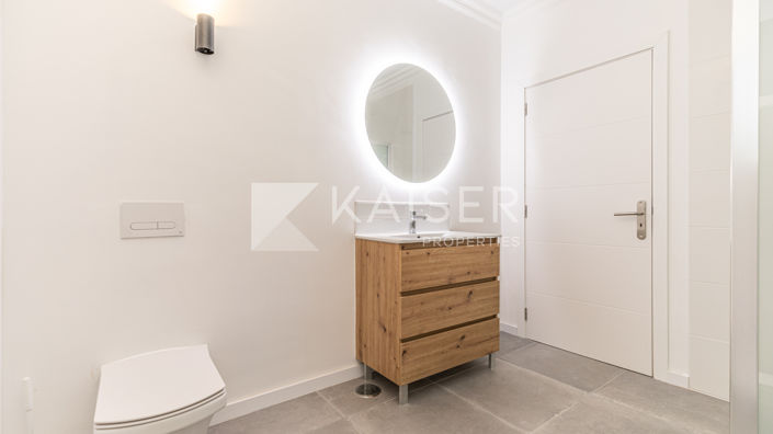 Image No.18-4 Bed Apartment for sale