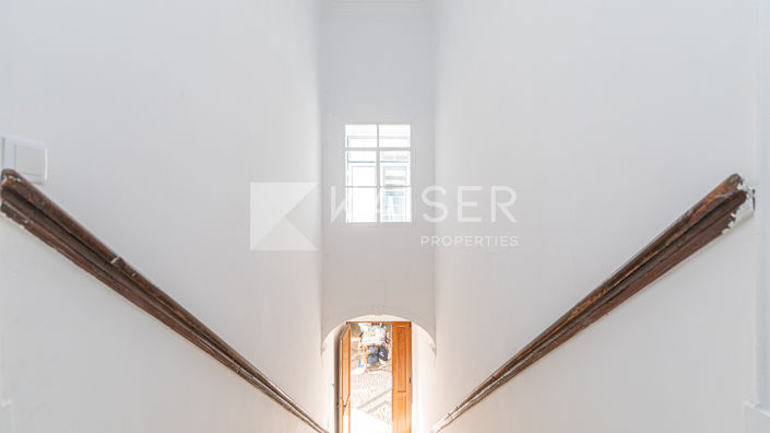 Image No.24-4 Bed Apartment for sale