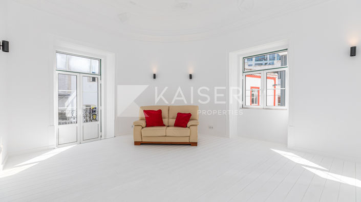 Image No.3-4 Bed Apartment for sale