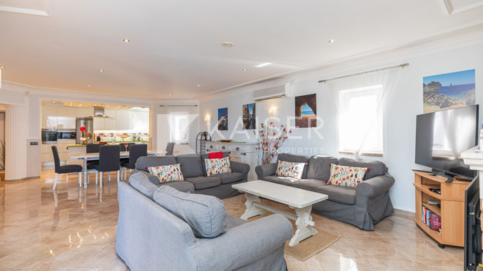 Image No.8-4 Bed Villa for sale