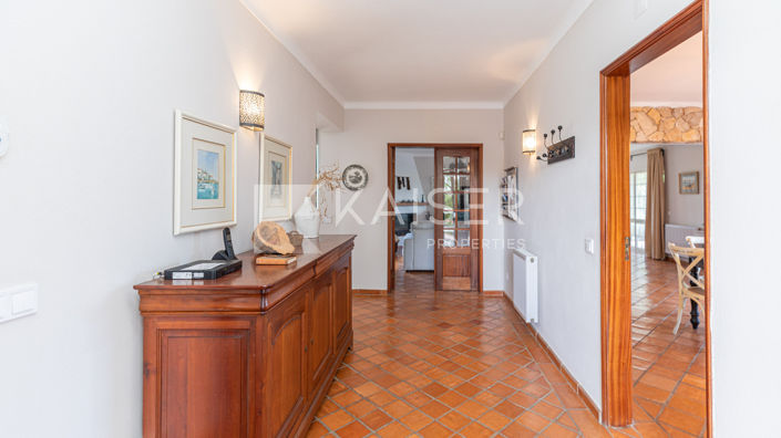 Image No.18-3 Bed Villa for sale