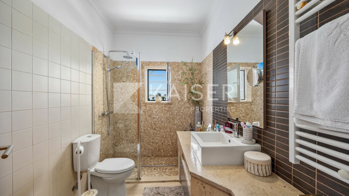 Image No.17-4 Bed Villa for sale