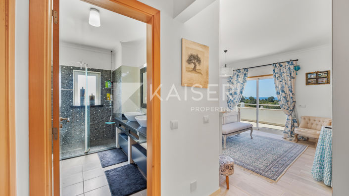 Image No.24-4 Bed Villa for sale