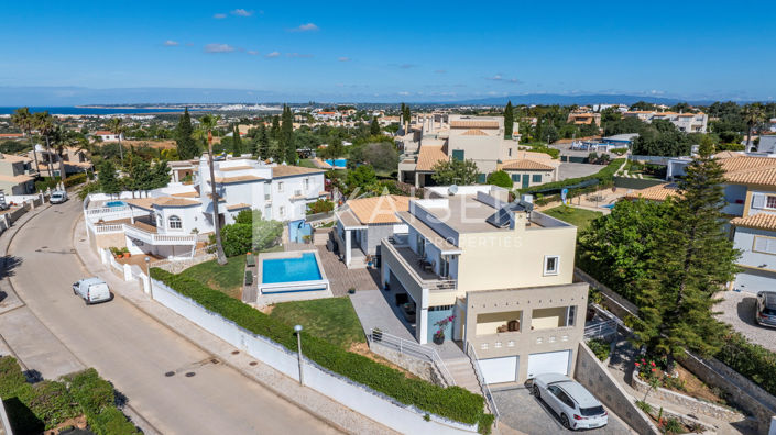 Image No.33-4 Bed Villa for sale