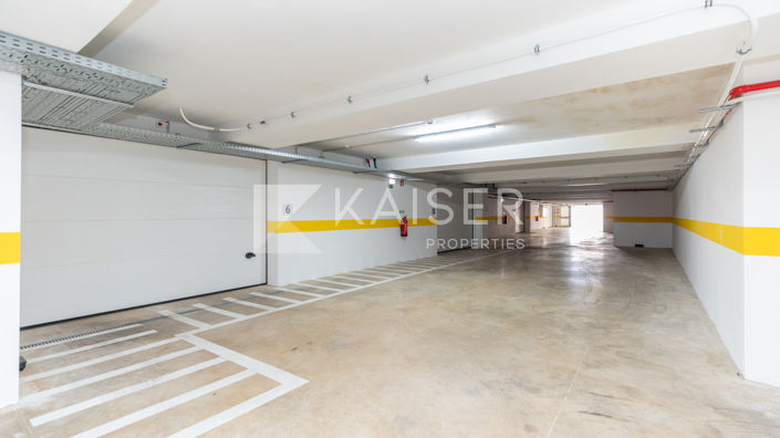 Image No.21-4 Bed Townhouse for sale