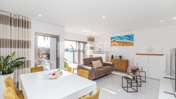 Image No.3-4 Bed Townhouse for sale