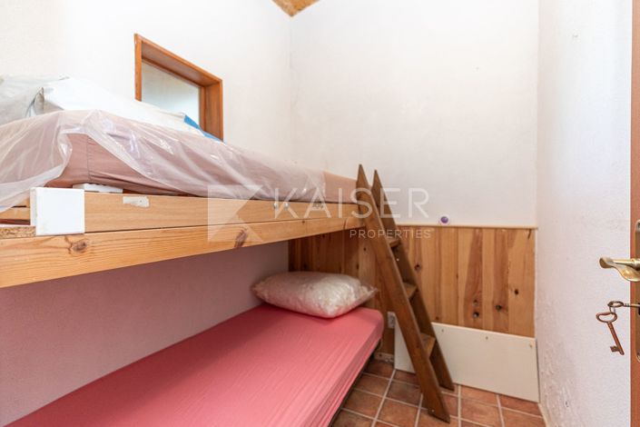 Image No.26-3 Bed Townhouse for sale