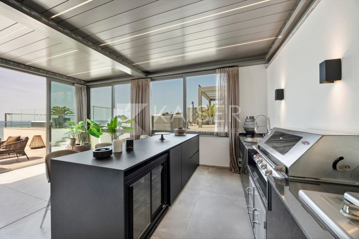 Image No.24-3 Bed Apartment for sale