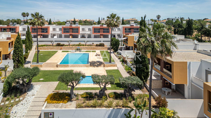 Image No.9-3 Bed Apartment for sale