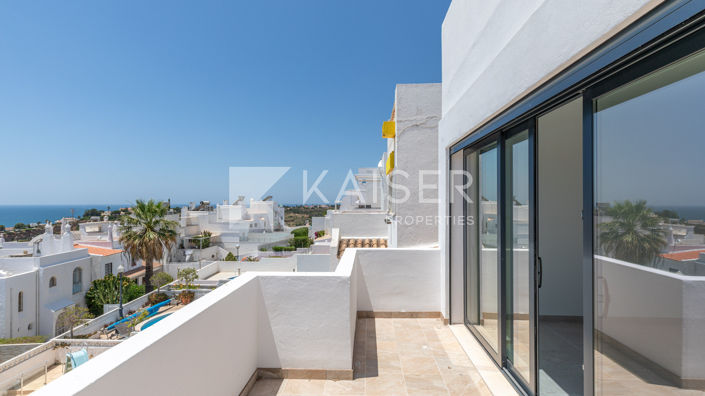 Image No.5-3 Bed Townhouse for sale