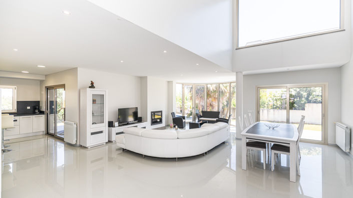 Image No.2-7 Bed Villa for sale