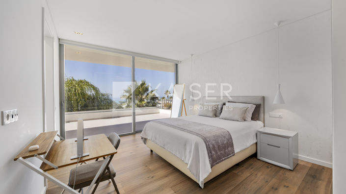 Image No.17-5 Bed Villa for sale