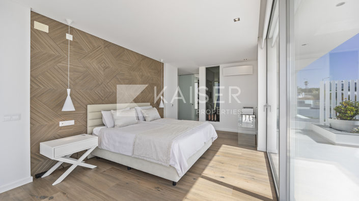 Image No.21-5 Bed Villa for sale