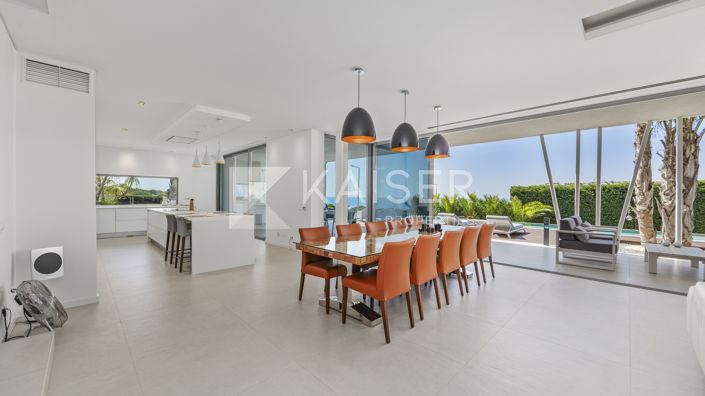 Image No.5-5 Bed Villa for sale