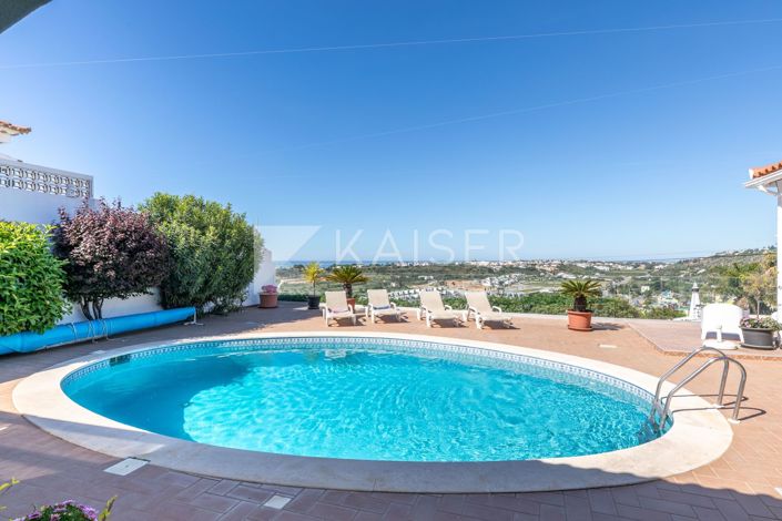 Image No.3-Villa de 4 chambres à vendre à Albufeira