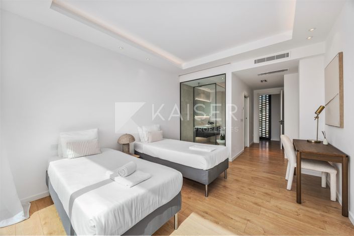Image No.20-6 Bed Villa for sale