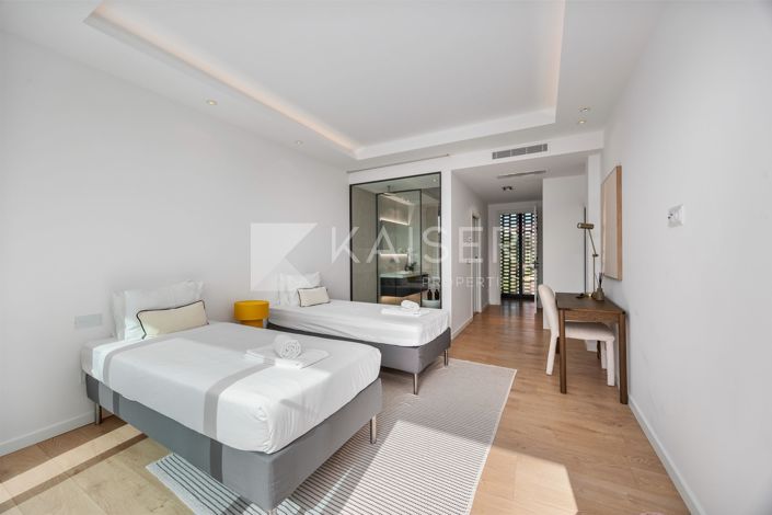 Image No.24-6 Bed Villa for sale