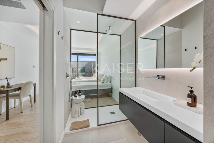Image No.25-6 Bed Villa for sale
