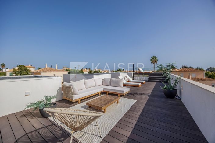 Image No.29-6 Bed Villa for sale
