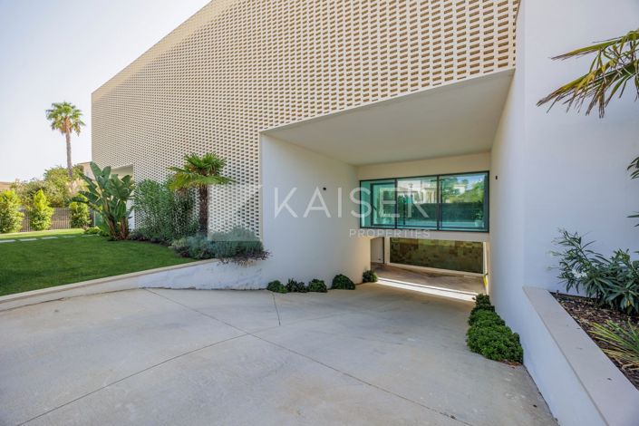 Image No.32-6 Bed Villa for sale