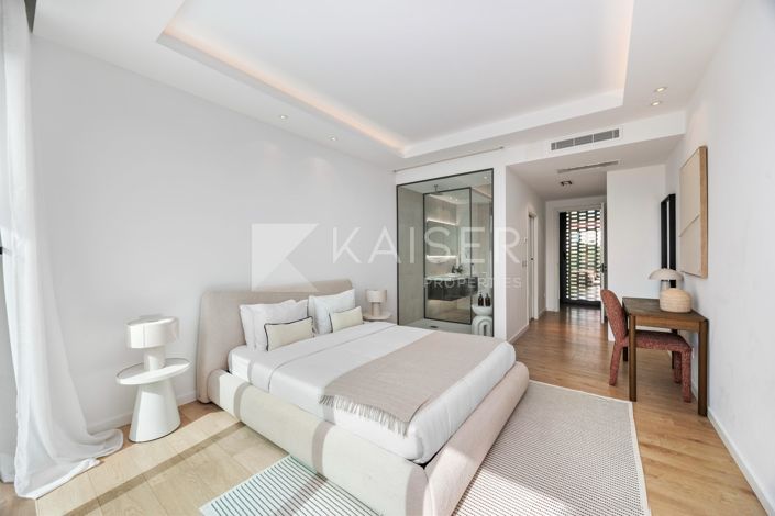 Image No.5-6 Bed Villa for sale
