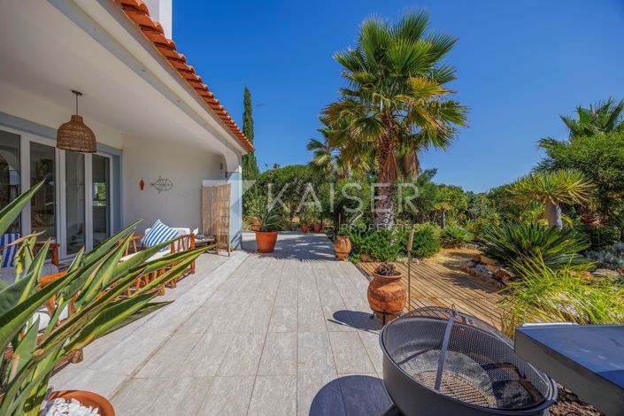 Image No.12-3 Bed Villa for sale