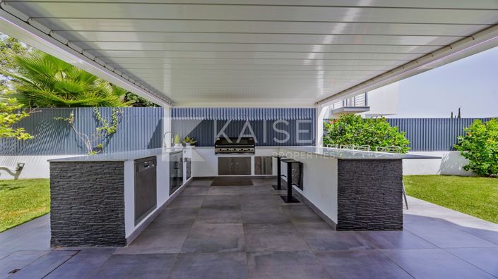 Image No.12-5 Bed Villa for sale